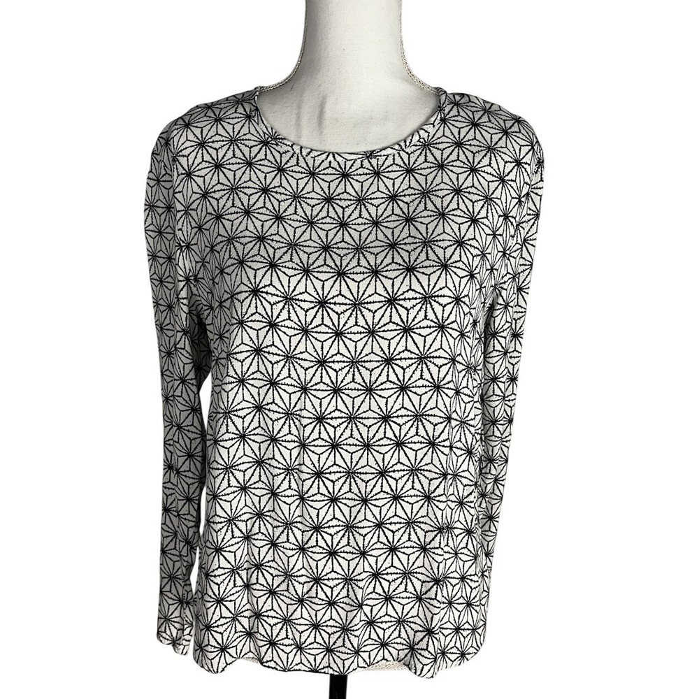H&M Black & White Geometric Button Back Blouse‎ - Size 10 - Viscose Long Sleeve